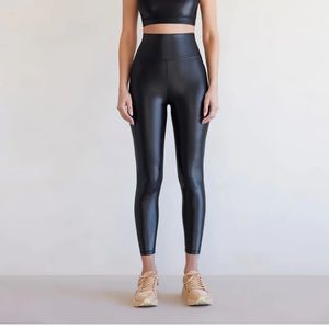 High Rise 7/8 Legging in Takara Shine